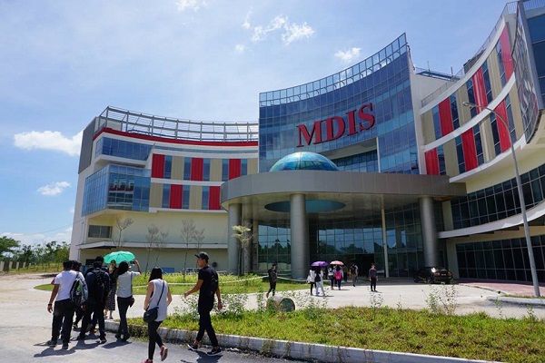 Management Development Institute of Singapore (MDIS)